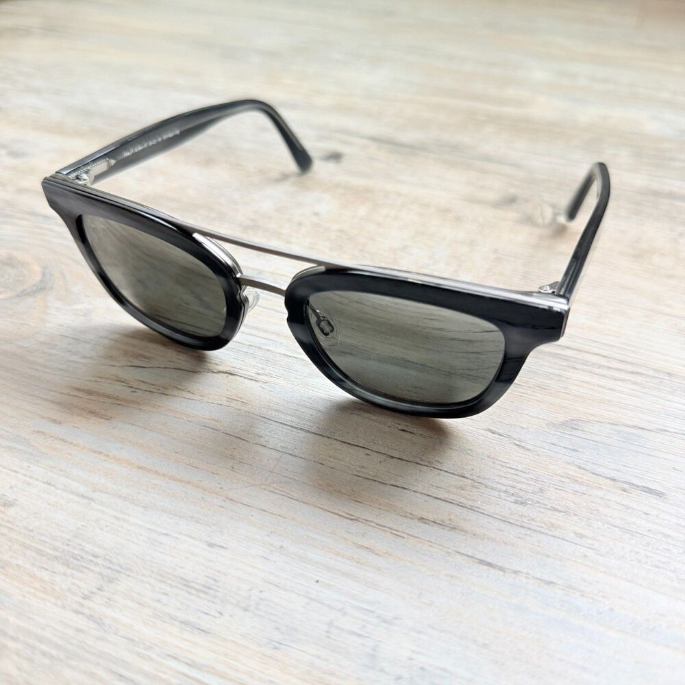 Maui Jim Relaxation Mode MJ310-BG Black Polarized Sunglasses Retro Square Wrap